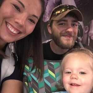 Meet your Posher, Amber